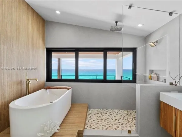 $7,500,000 | 239 Tavernier Drive, Tavernier, FL 33070