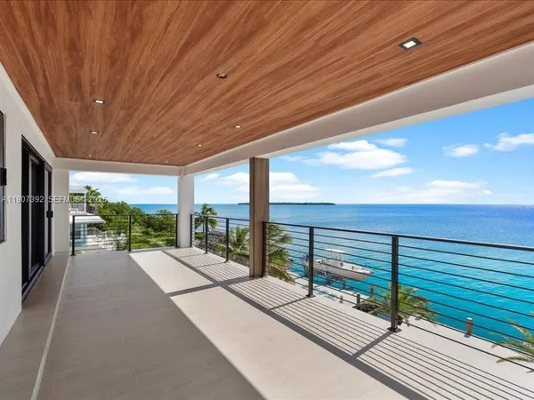 $7,500,000 | 239 Tavernier Drive, Tavernier, FL 33070