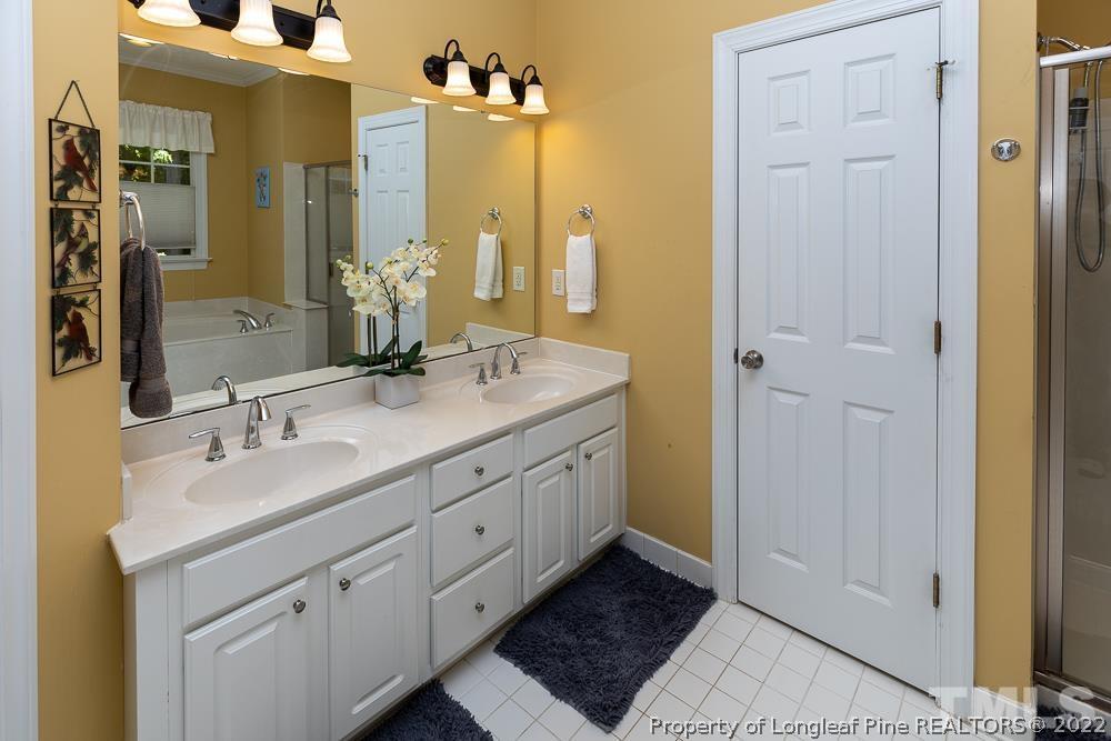 12625 Amoretto Way Raleigh, NC 27613 - Photo 19 of 42 Gallery Image 19