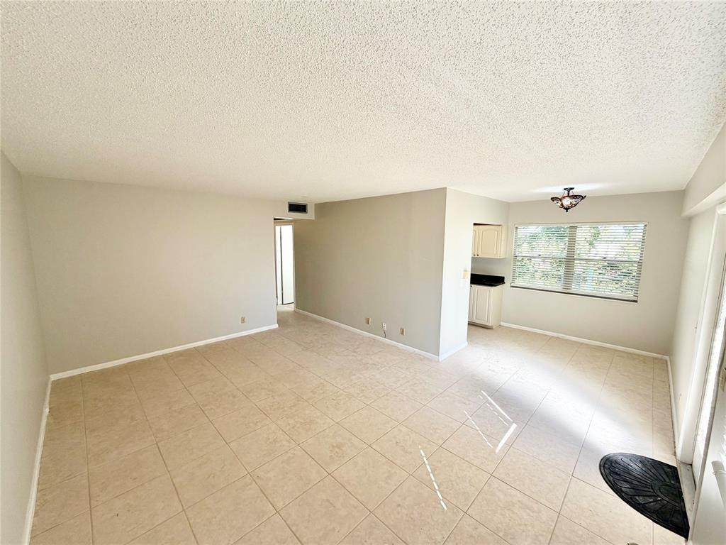 84 Mansfield A, Unit 84 Boca Raton, FL 33434 - Photo 4 of 26 Photo 4