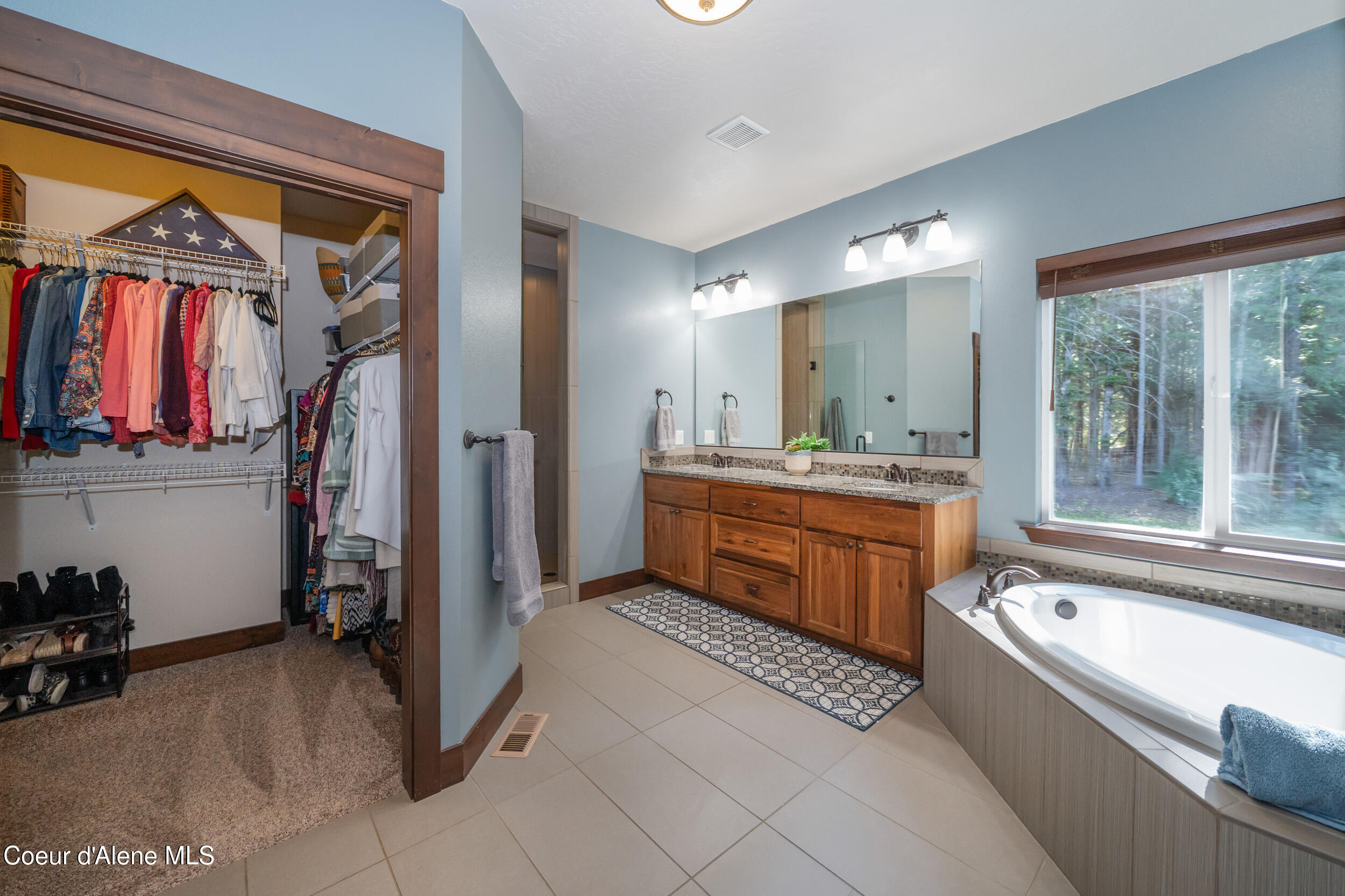 3102 West Mack Lane Rathdrum, ID 83858 - Photo 20 of 52 Master Ensuite