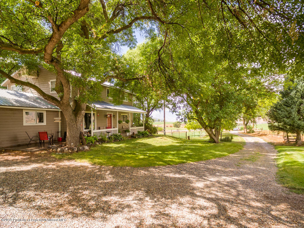 864 County Road 323 Rifle, CO 81650 - Photo 2 of 39 008