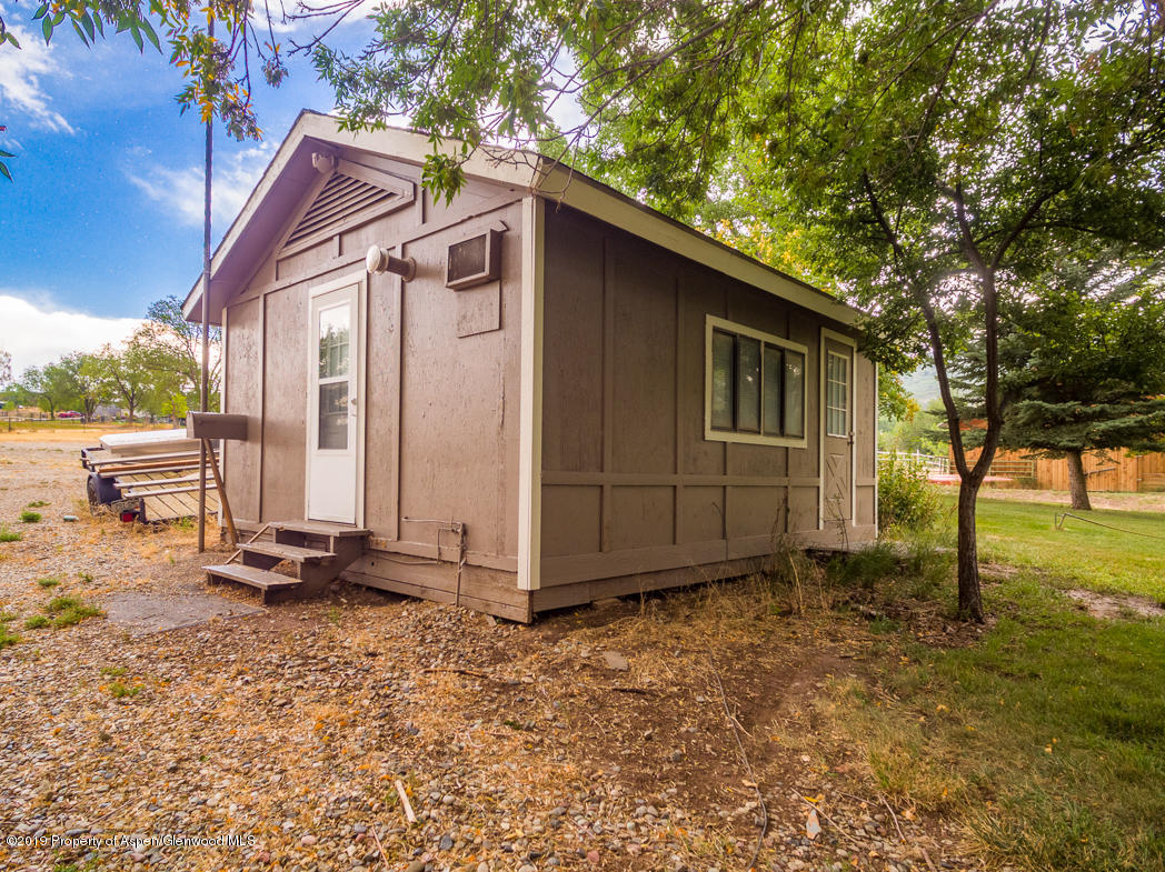 864 County Road 323 Rifle, CO 81650 - Photo 26 of 39 032