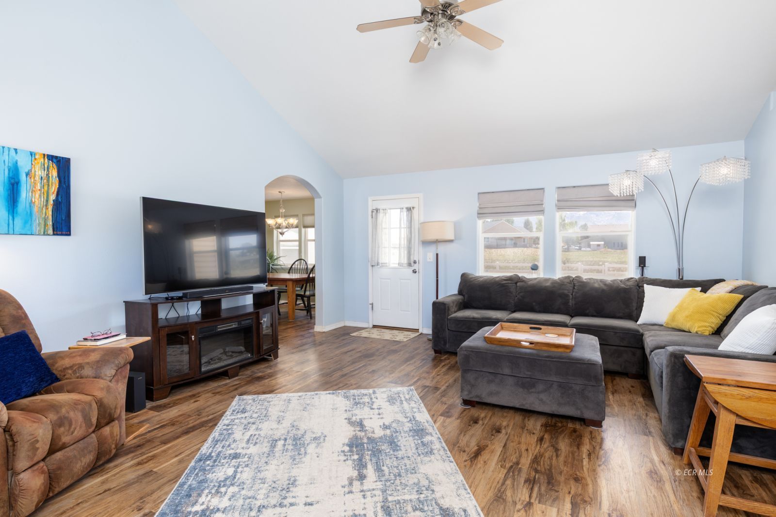122 Spring Creek Parkway Spring Creek, NV 89815 - Photo 4 of 29