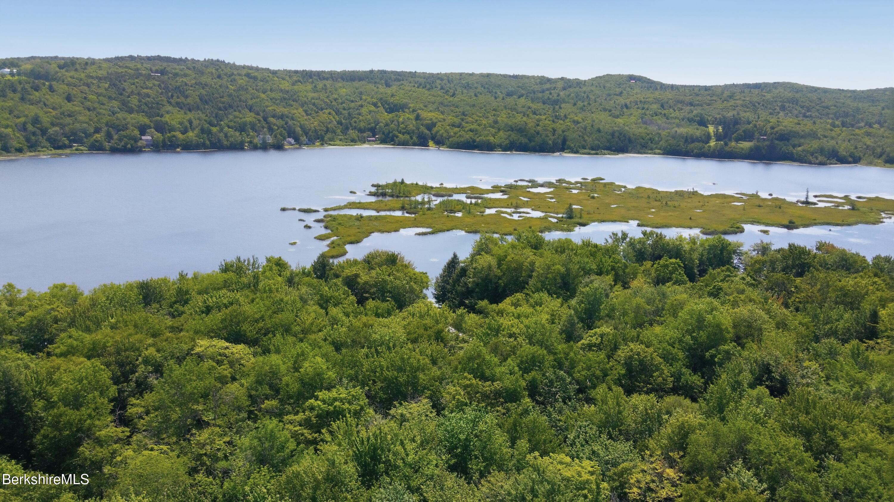340 Tyanoga Road Whitingham, VT 05361 - Photo 3 of 12 Drone view