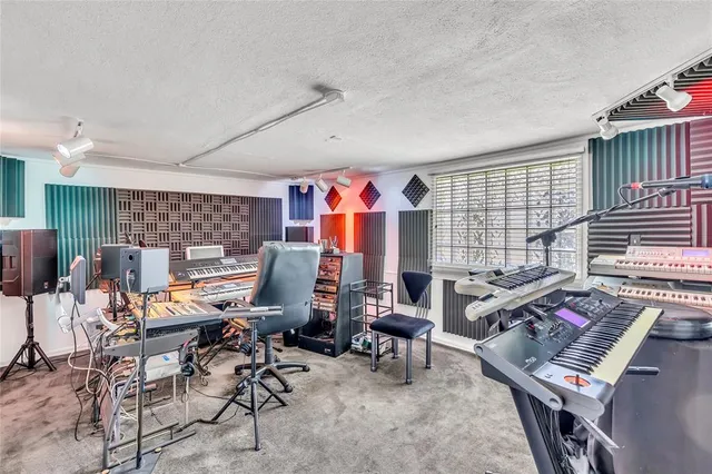 $744,000 | 1961 Northeast 31st Street, Lighthouse Point, FL 33064