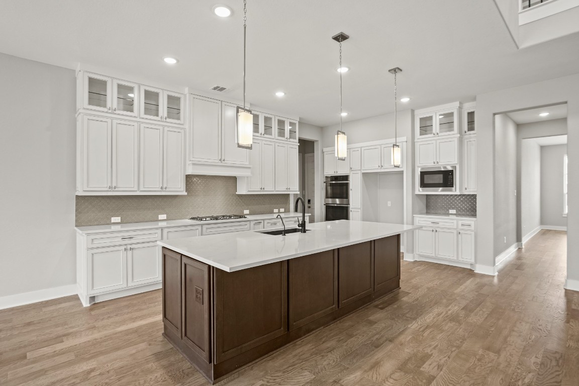 10823 Sandy Iss Court Cypress, TX 77433 - Photo 13 of 34
