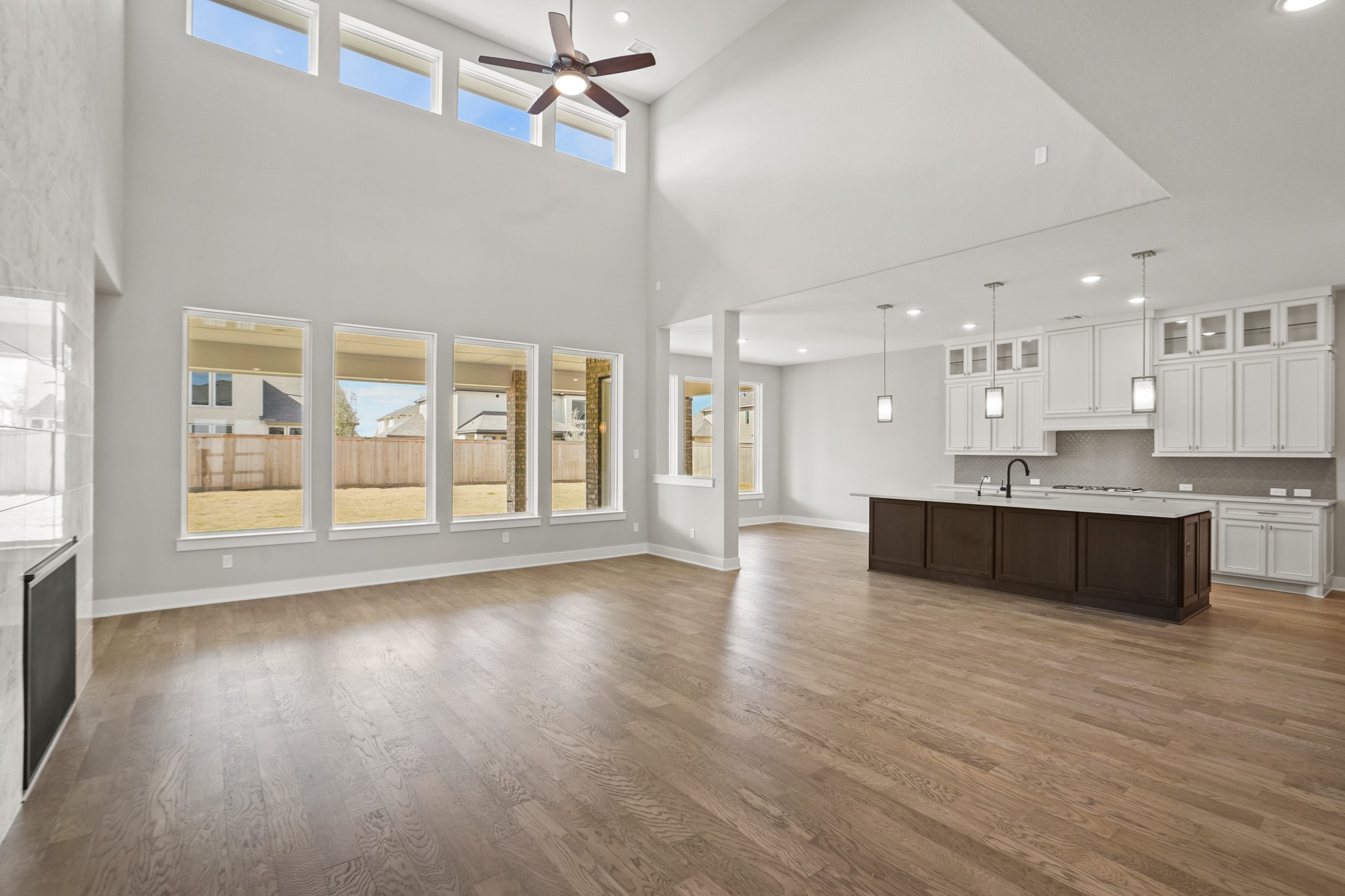 10823 Sandy Iss Court Cypress, TX 77433 - Photo 9 of 34