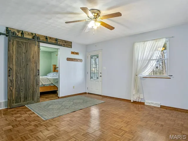 $250,000 | 4914 Highway 127, Nashville, IL 62263