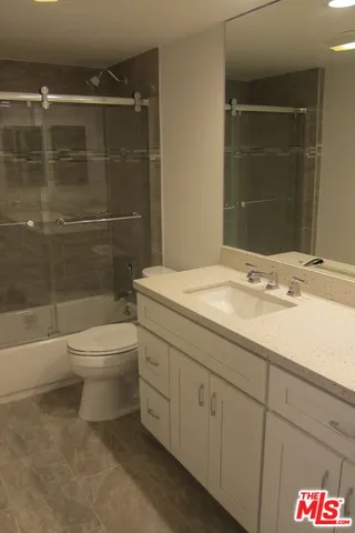 $4,395 | 2909 Arizona Avenue, Unit 16, Santa Monica, CA 90404