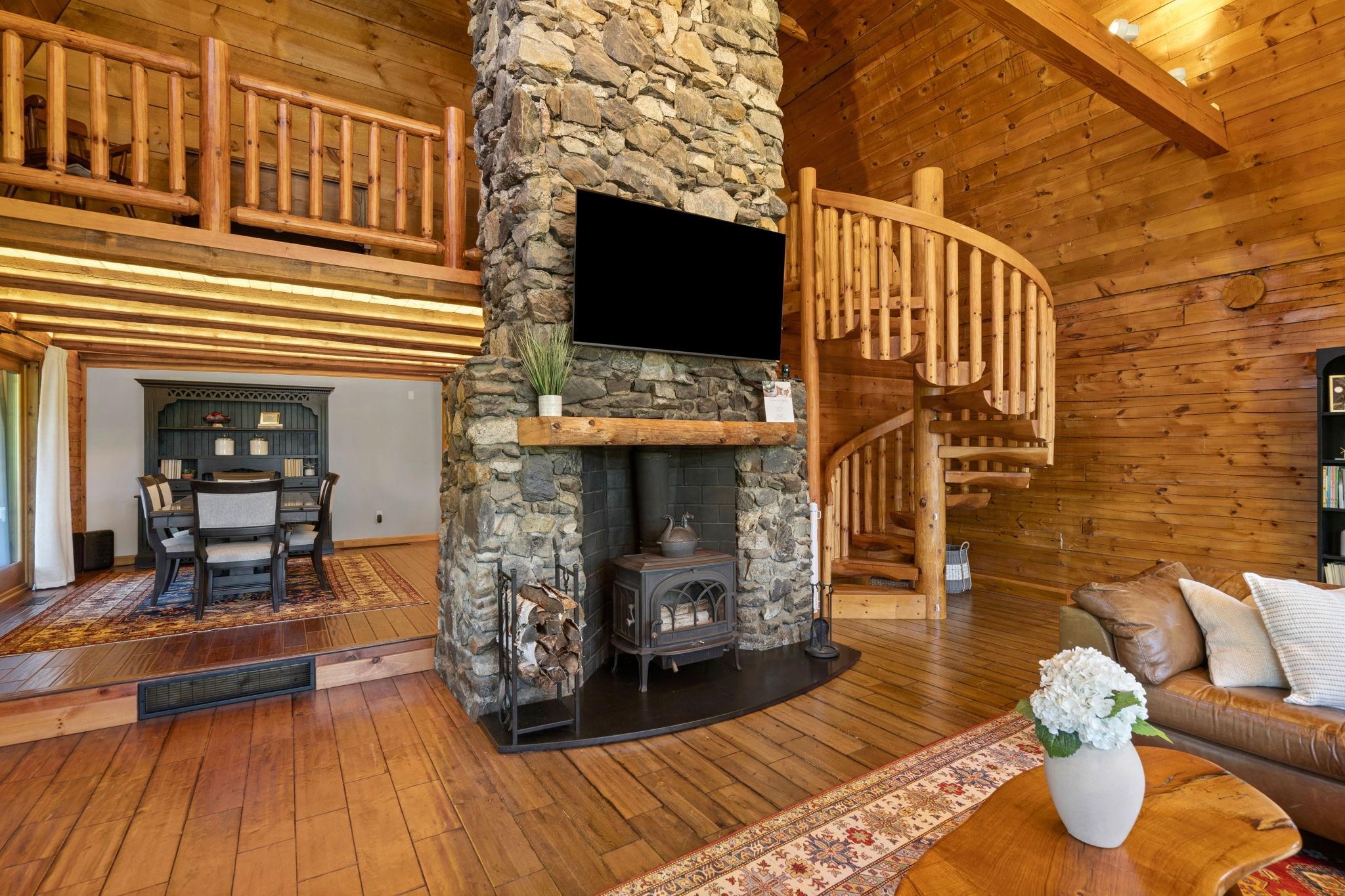 746 River Road Weare, NH 03281 - Photo 11 of 43