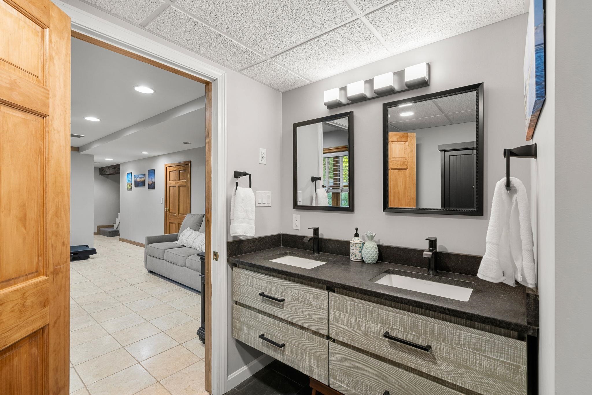 746 River Road Weare, NH 03281 - Photo 32 of 43