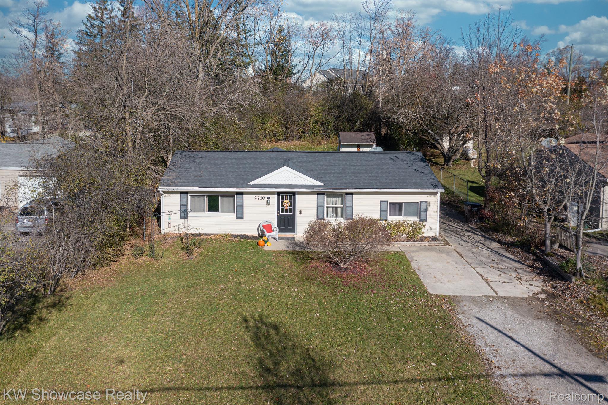2710 West Ellsworth Road Ann Arbor, MI 48108 - Photo 2 of 36 Gallery Image 2