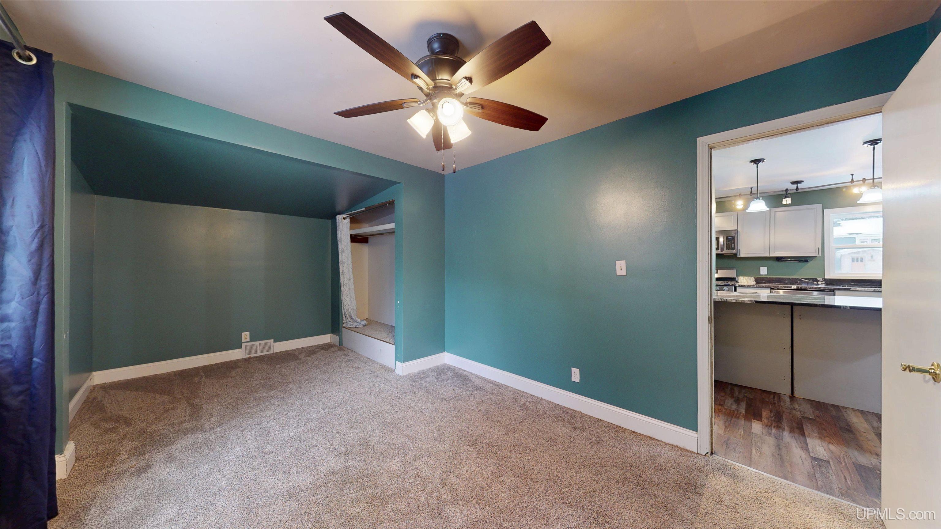 1913 West Ridge Street Marquette, MI 49855 - Photo 12 of 45 Gallery Image 12