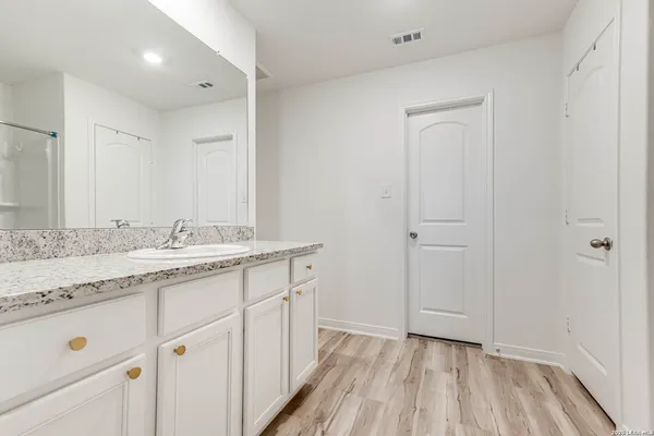 $220,000 | 11946 Luckey Villa, San Antonio, TX 78252