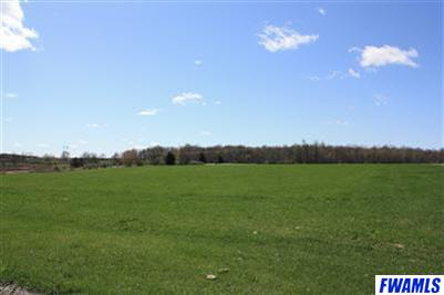 19108 Hull Road Auburn, IN 46706 - Photo 5 of 29
