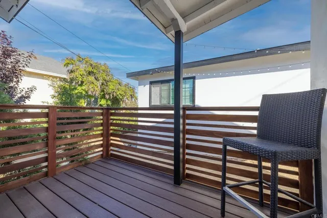 $2,500,000 | 376-378 Acacia Avenue, Carlsbad, CA 92008