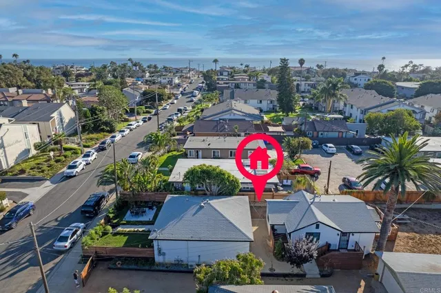 $2,500,000 | 376-378 Acacia Avenue, Carlsbad, CA 92008