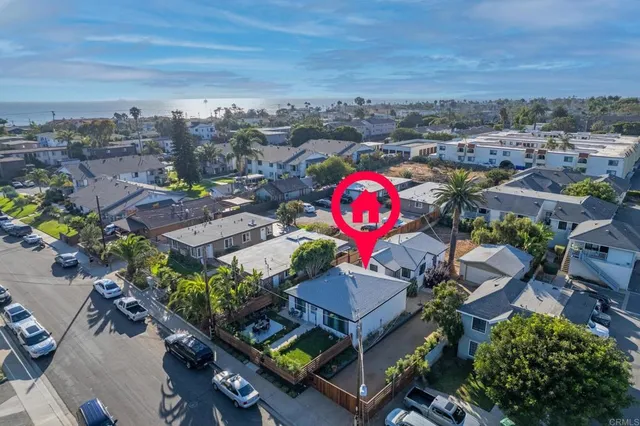 $2,500,000 | 376-378 Acacia Avenue, Carlsbad, CA 92008