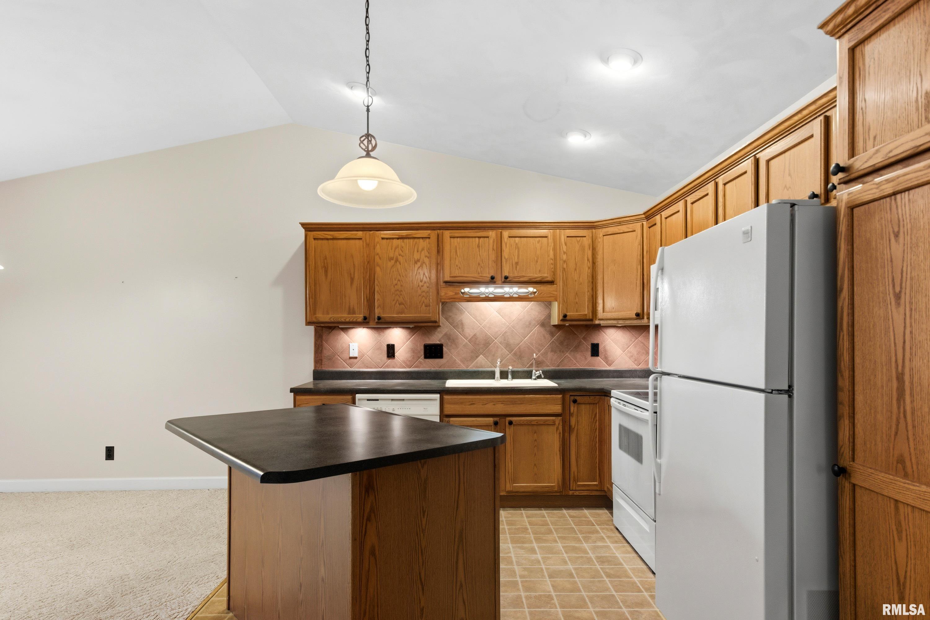 10914 North Rhonda Way Dunlap, IL 61525 - Photo 12 of 45