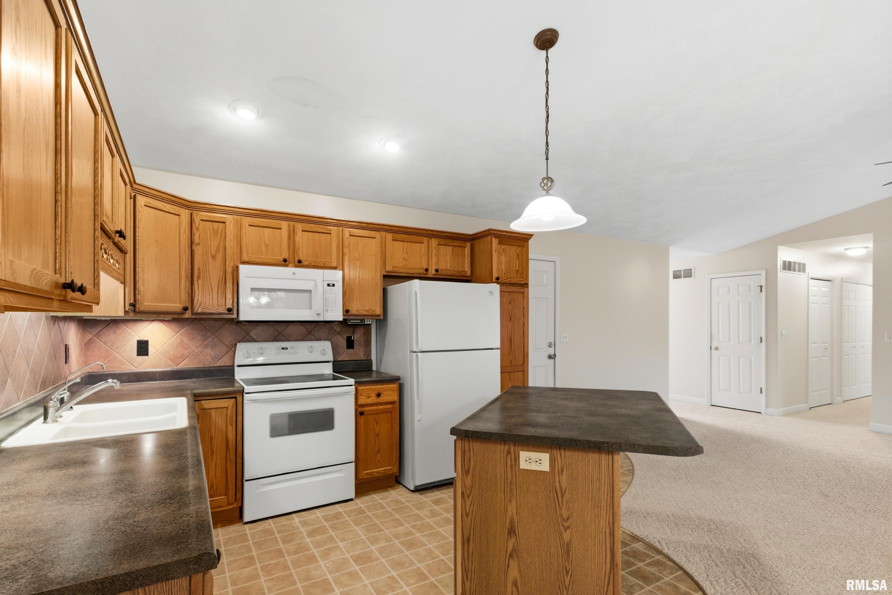 10914 North Rhonda Way Dunlap, IL 61525 - Photo 15 of 45