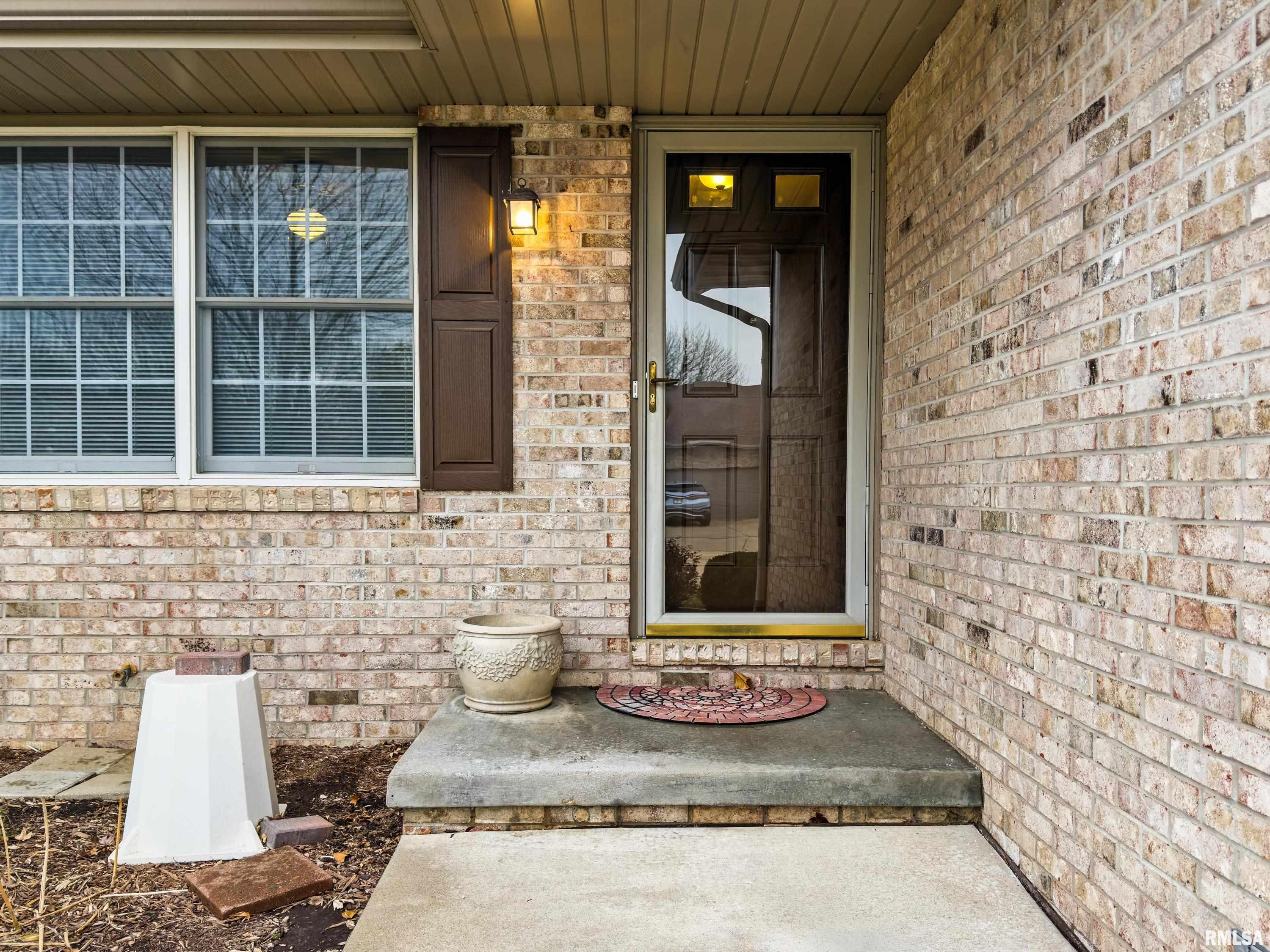 10914 North Rhonda Way Dunlap, IL 61525 - Photo 2 of 45