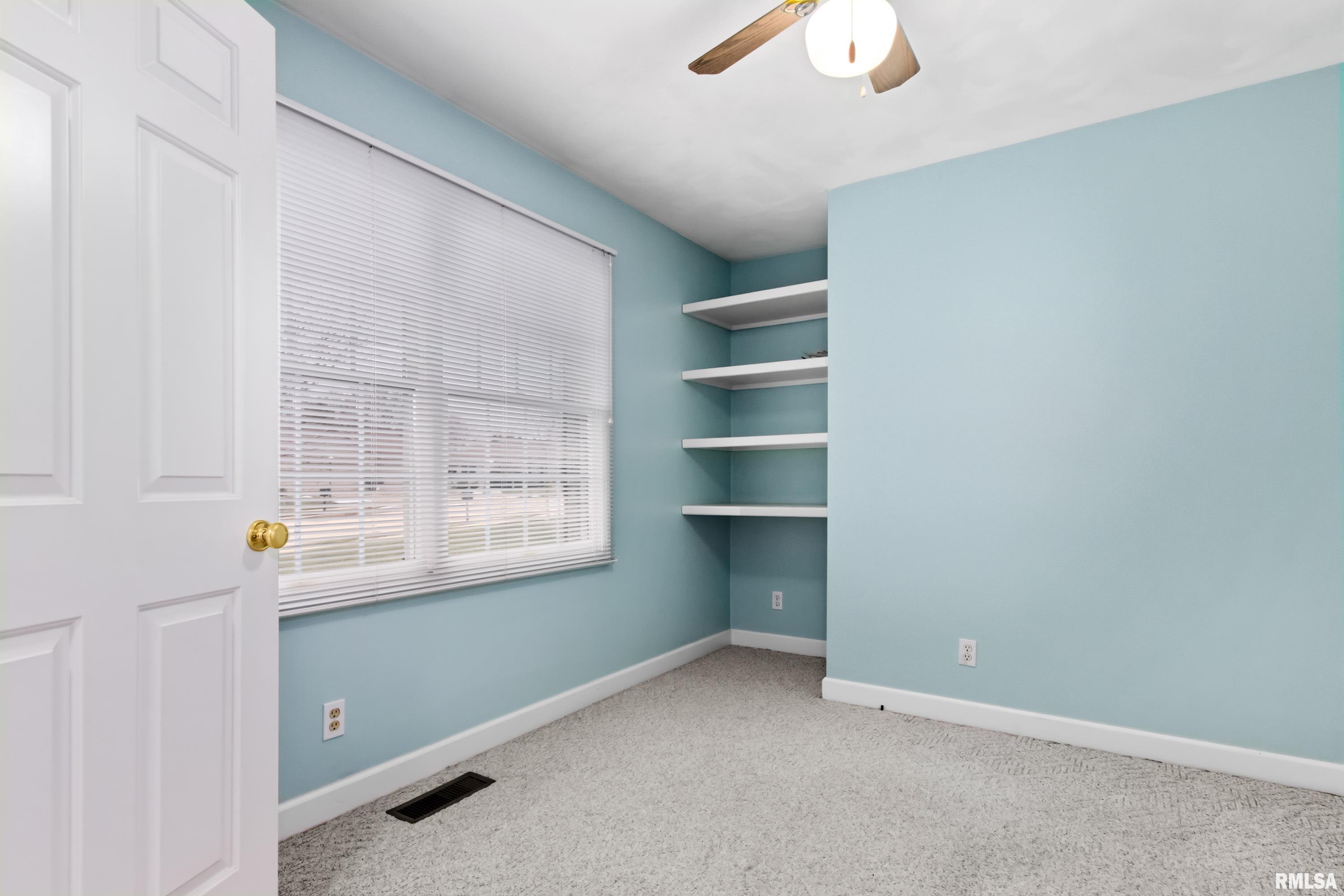 10914 North Rhonda Way Dunlap, IL 61525 - Photo 4 of 45