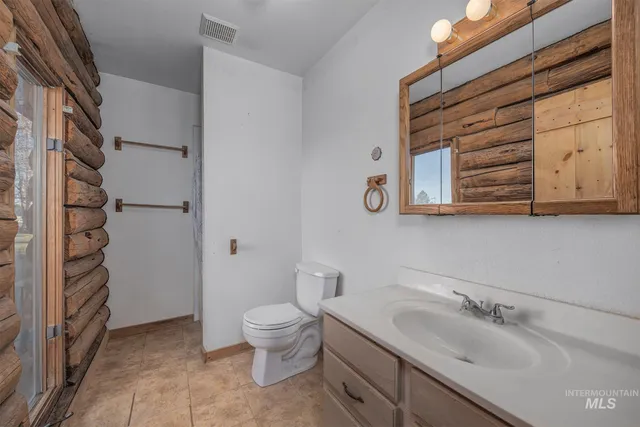 $595,000 | 5515 Highway 30, New Plymouth, ID 83655