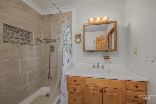 $595,000 | 5515 Highway 30, New Plymouth, ID 83655