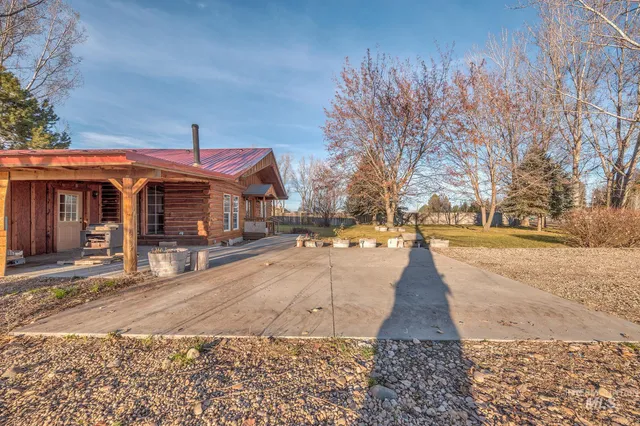 $595,000 | 5515 Highway 30, New Plymouth, ID 83655