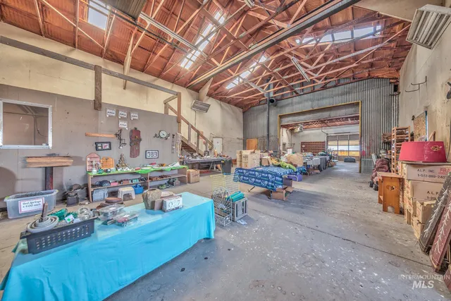 $595,000 | 5515 Highway 30, New Plymouth, ID 83655