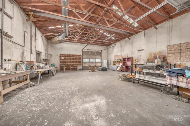 $595,000 | 5515 Highway 30, New Plymouth, ID 83655