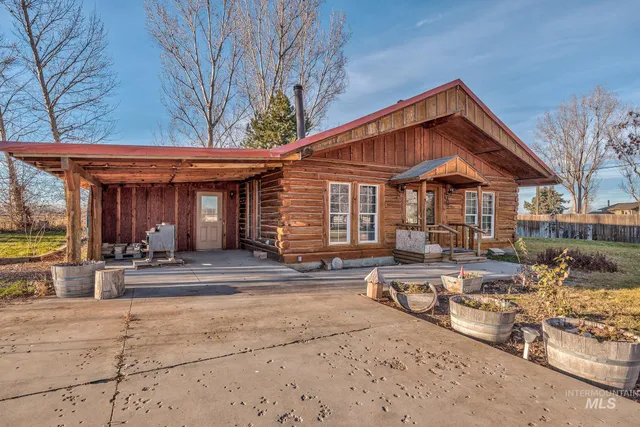 $595,000 | 5515 Highway 30, New Plymouth, ID 83655