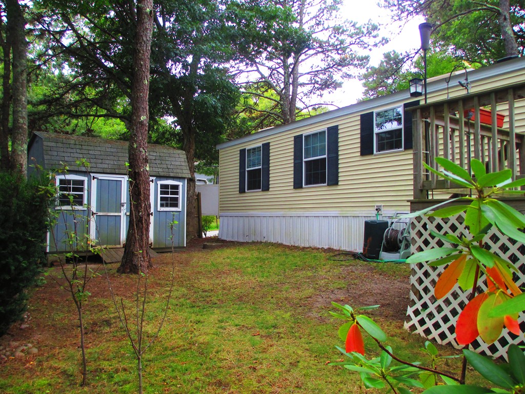 25 Ruxton Mashpee, MA 02649 - Photo 22 of 27 Gallery Image 22