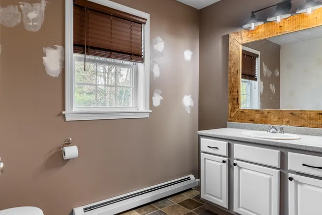 $1,300,000 | 8 20 24 & 46 Martin's Lane, Glenburn, ME 04401