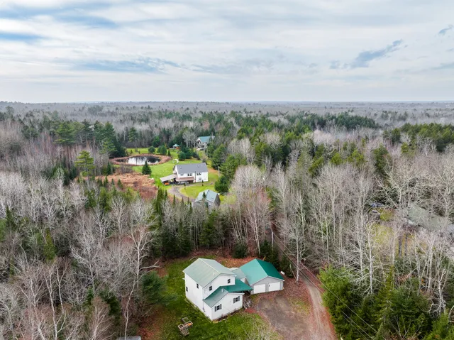 $1,300,000 | 8 20 24 & 46 Martin's Lane, Glenburn, ME 04401