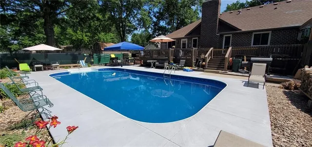 $345,000 | 500 Opera House Lane, Odessa, MO 64076