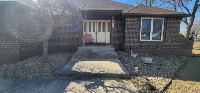 $338,000 | 500 Opera House Lane, Odessa, MO 64076