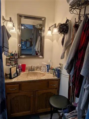 $345,000 | 500 Opera House Lane, Odessa, MO 64076