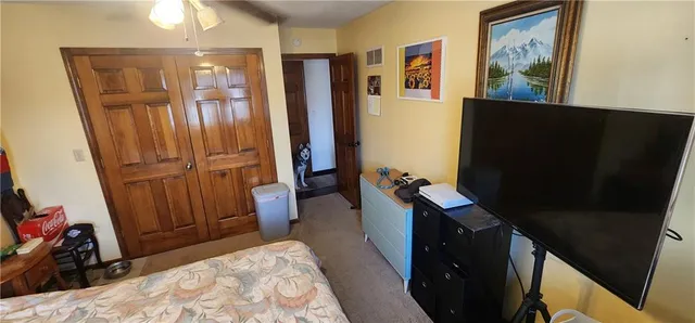 $338,000 | 500 Opera House Lane, Odessa, MO 64076