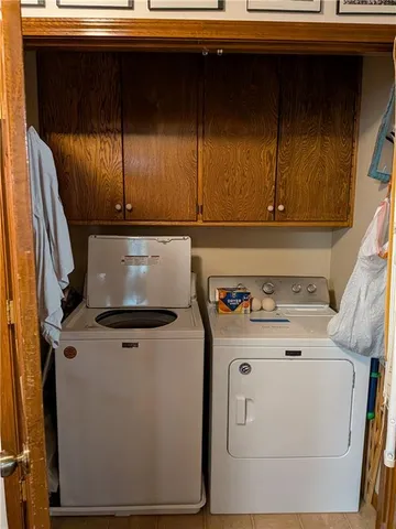 $345,000 | 500 Opera House Lane, Odessa, MO 64076