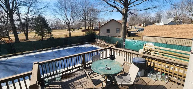 $338,000 | 500 Opera House Lane, Odessa, MO 64076