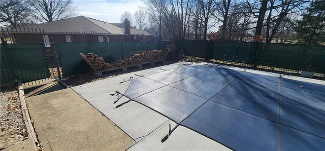 $338,000 | 500 Opera House Lane, Odessa, MO 64076