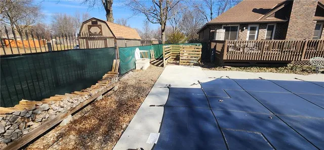 $338,000 | 500 Opera House Lane, Odessa, MO 64076