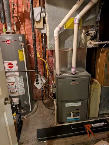 $345,000 | 500 Opera House Lane, Odessa, MO 64076