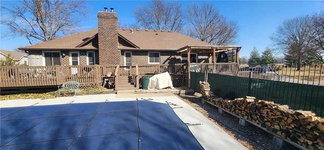 $338,000 | 500 Opera House Lane, Odessa, MO 64076