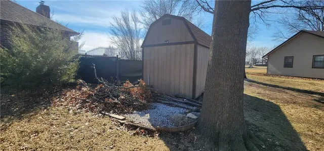 $338,000 | 500 Opera House Lane, Odessa, MO 64076