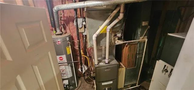 $338,000 | 500 Opera House Lane, Odessa, MO 64076