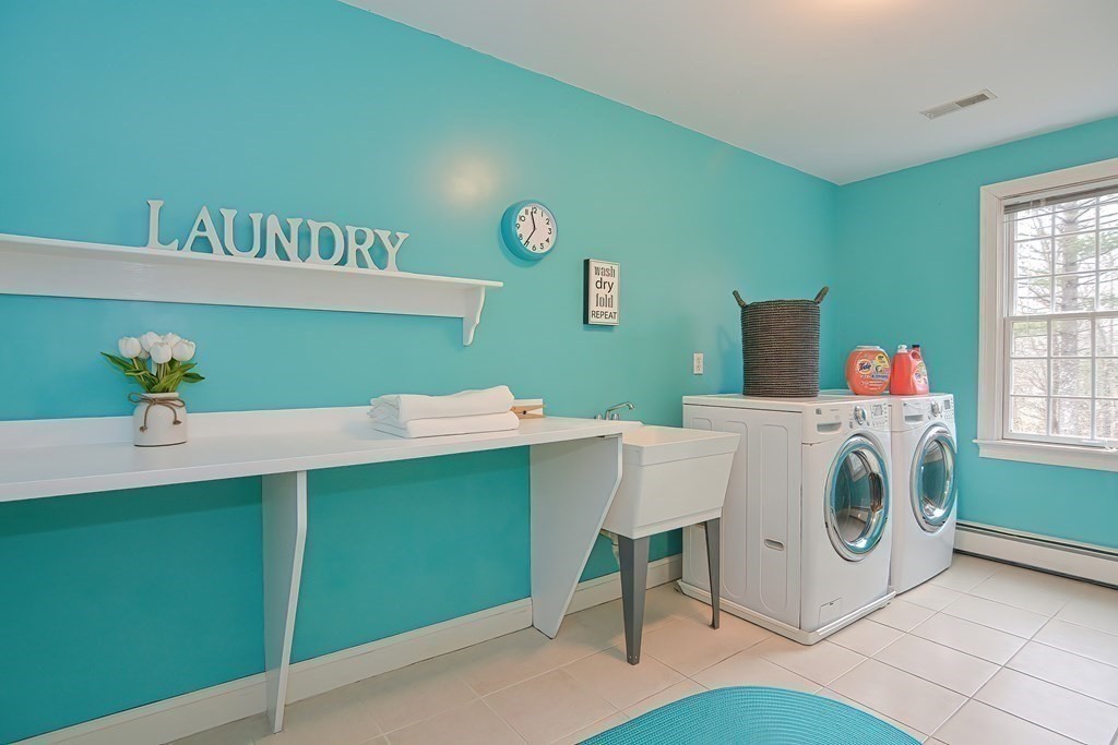 35 Vine Brook Road Medfield, MA 02052 - Photo 27 of 42 Gallery Image 27