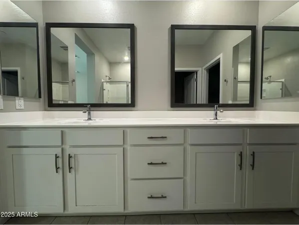 $2,300 | 775 East Furness Drive, Unit 101, Gilbert, AZ 85297